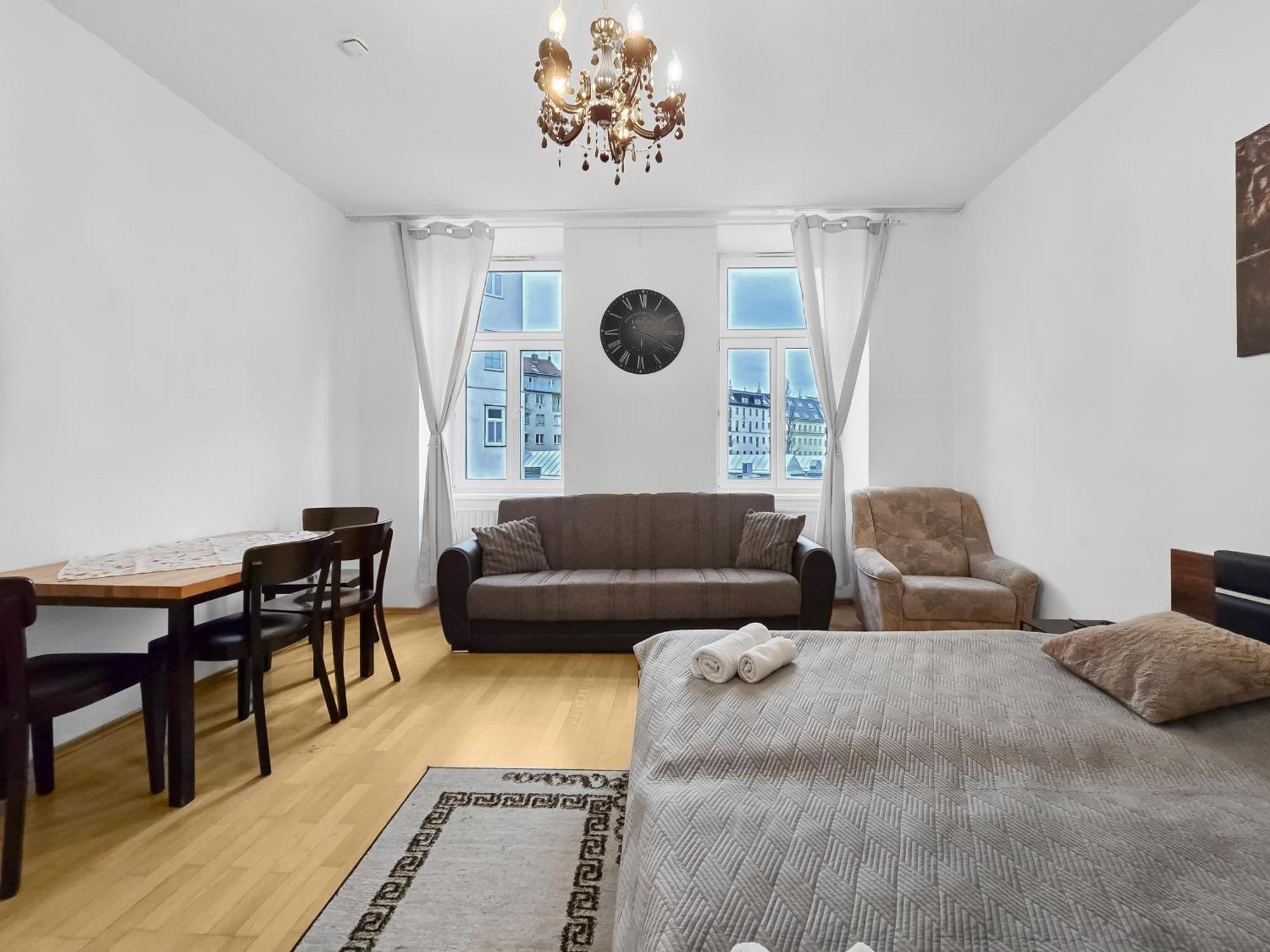 Three King-Size Beds, Three Bedrooms Wien Ngoại thất bức ảnh